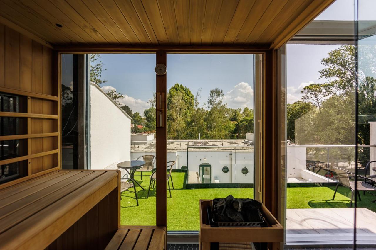 Villa Bauhaus Gold Siofok Exterior photo